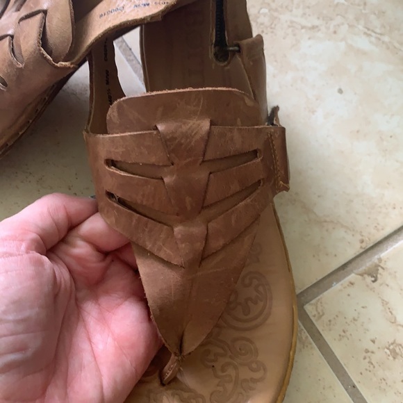 BORN Leather Sandals - Picture 3 of 8